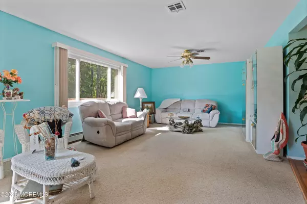 Toms River, NJ 08757,77 Chesterfield Lane