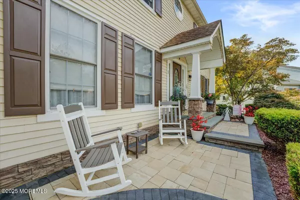 Howell, NJ 07731,9 Hawk Court
