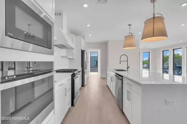 218 3rd Avenue #305, Asbury Park, NJ 07712