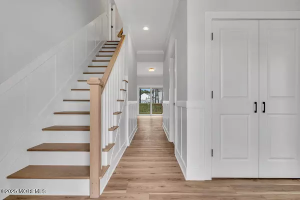 Toms River, NJ 08753,693 Clifton Avenue