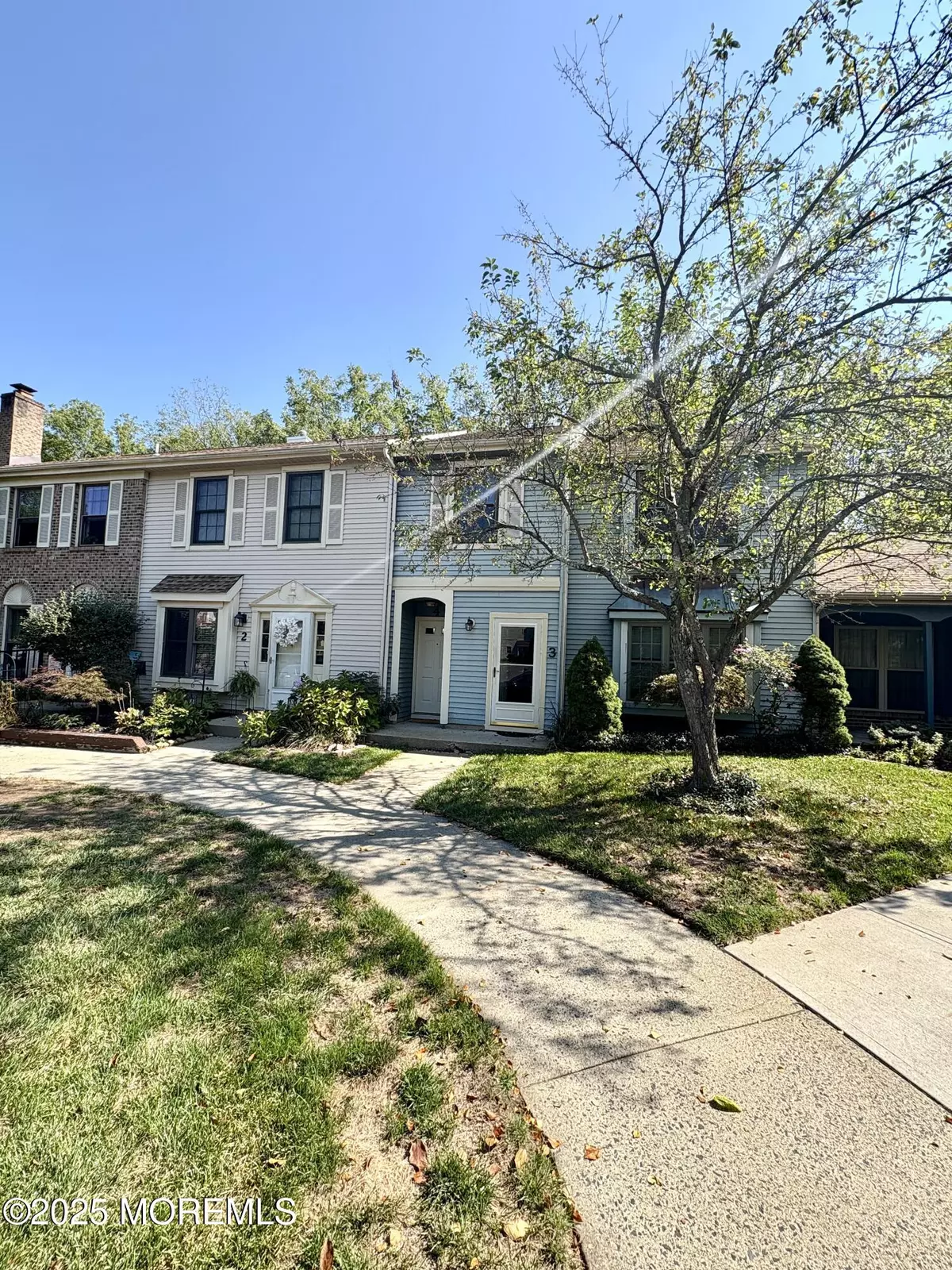 Freehold, NJ 07728,6 Claridge Court #4