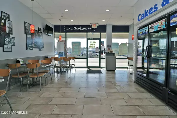 Manchester, NJ 08759,1013 Route 70 W #6A