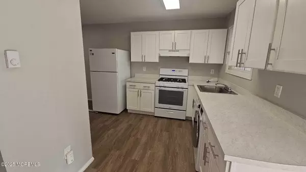 Toms River, NJ 08757,1700 NJ 37 W #106-03