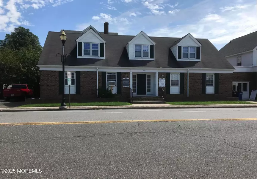 100 Main Street #2C, Allenhurst, NJ 07711