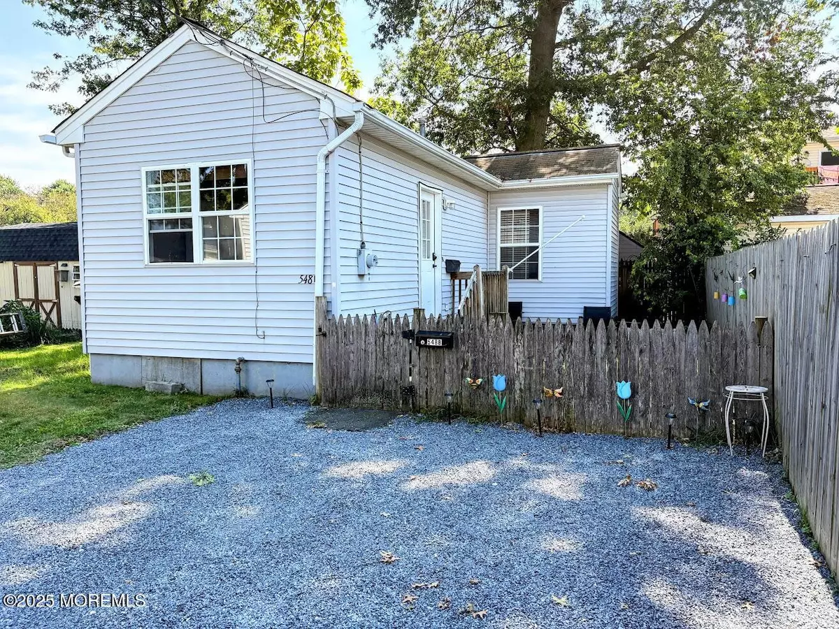 Union Beach, NJ 07735,548 Clark Avenue #B