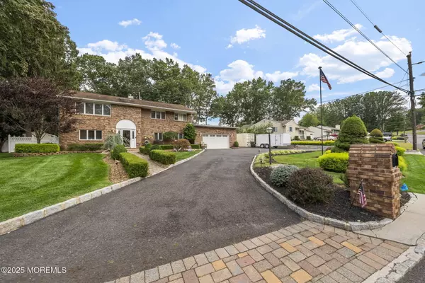 Morganville, NJ 07751,12 Hamilton Avenue