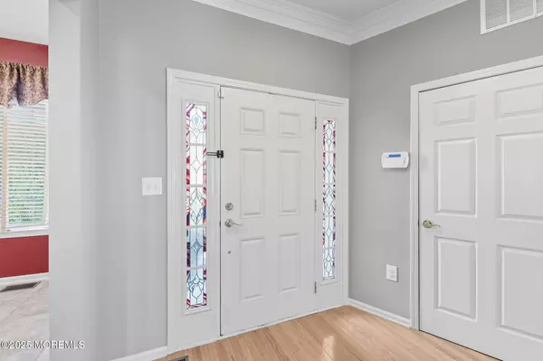 Matawan, NJ 07747,9 W Aspen Way