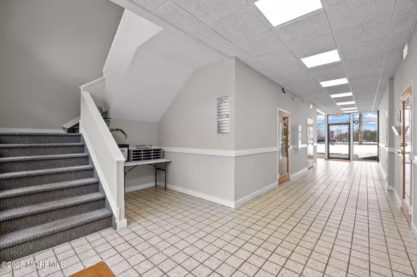 Toms River, NJ 08753,1410 Hooper Avenue #6