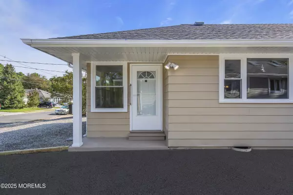 Toms River, NJ 08753,2245 Mount Hood Lane
