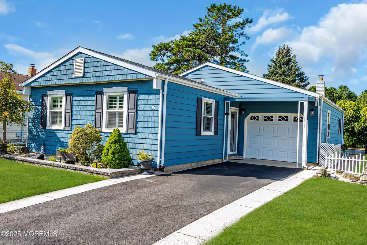 Toms River, NJ 08757,16 Merrilee Lane