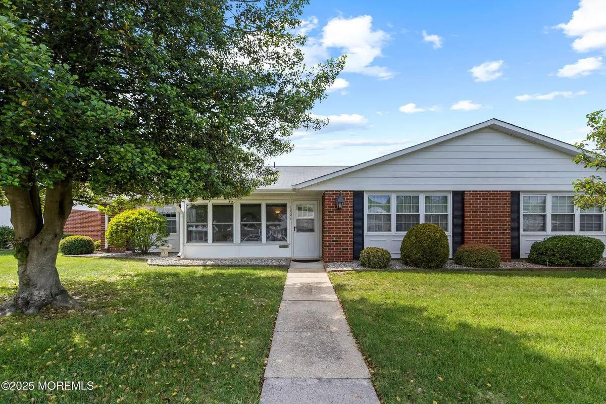 Lakewood, NJ 08701,1022 Shetland Drive