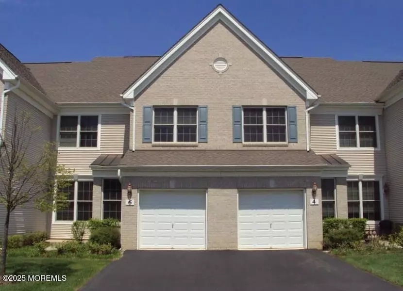 6 Fells Drive, Manalapan, NJ 07726
