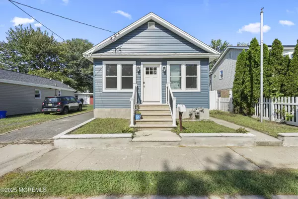 641 Mornigside Avenue, Union Beach, NJ 07735