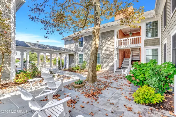 Bay Head, NJ 08742,21 Mount Street #4A