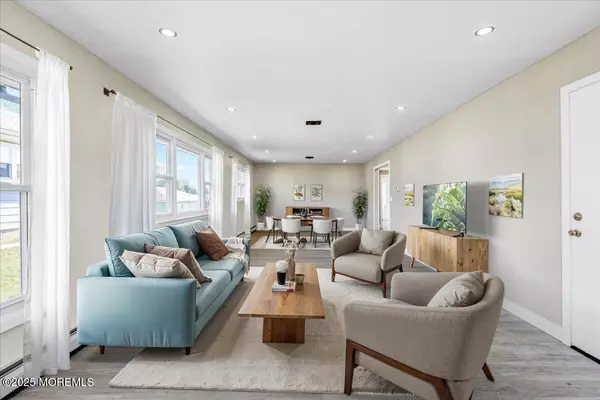 Toms River, NJ 08757,16 Saint David Drive