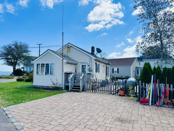 Waretown, NJ 08758,15 Vessel Road