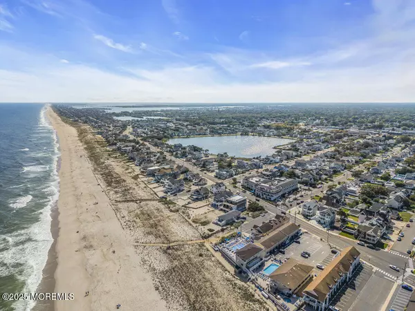 Point Pleasant Beach, NJ 08742,106 Makin Avenue