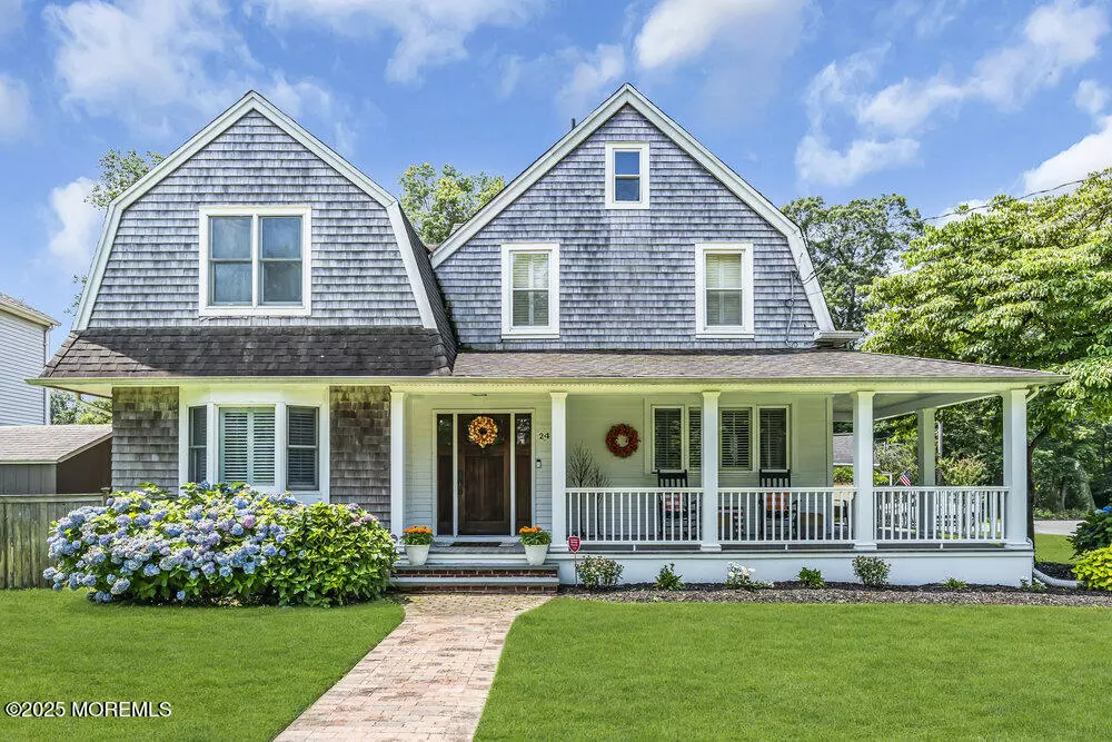 Fair Haven, NJ 07704,24 Chestnut Street