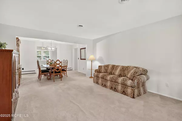 Toms River, NJ 08757,3 Pembroke Lane
