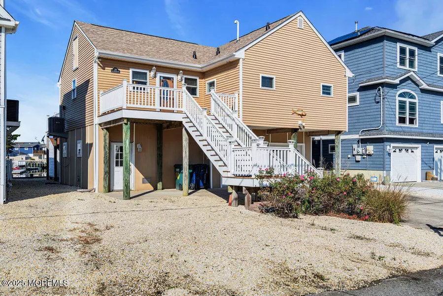 110 Lake Superior Drive, Little Egg Harbor, NJ 08087