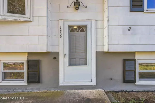 Toms River, NJ 08753,1575 Deer Hollow Drive