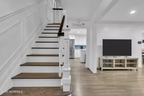 Morganville, NJ 07751,14 Regina Road