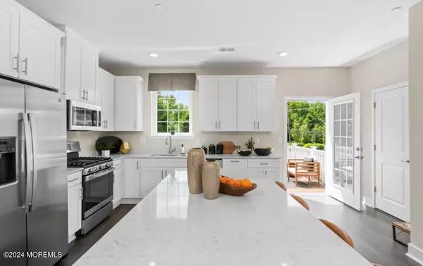 Manalapan, NJ 07726,79 Crimson Drive