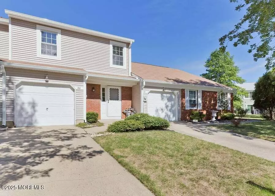 Eatontown, NJ 07724,86 Holly Drive