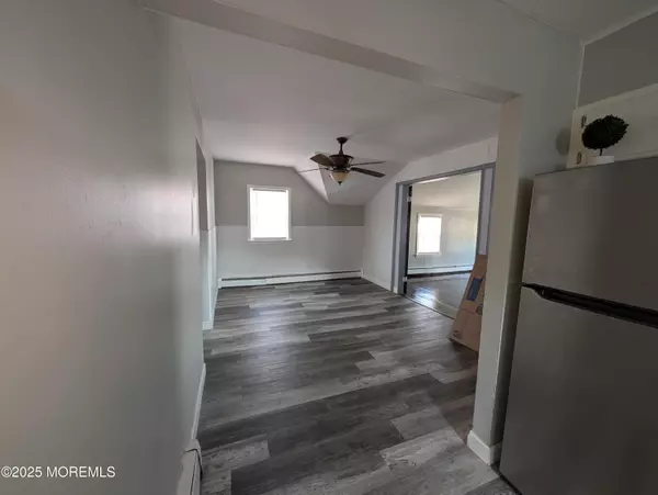 Keansburg, NJ 07734,164 Port Monmouth Road #B