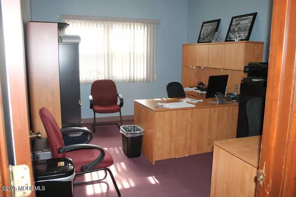 Jamesburg, NJ 08831,9 Davison Avenue #15