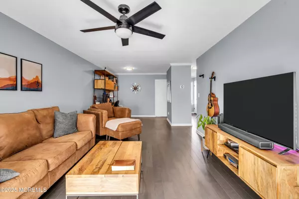 Tinton Falls, NJ 07724,9 Gloria Court