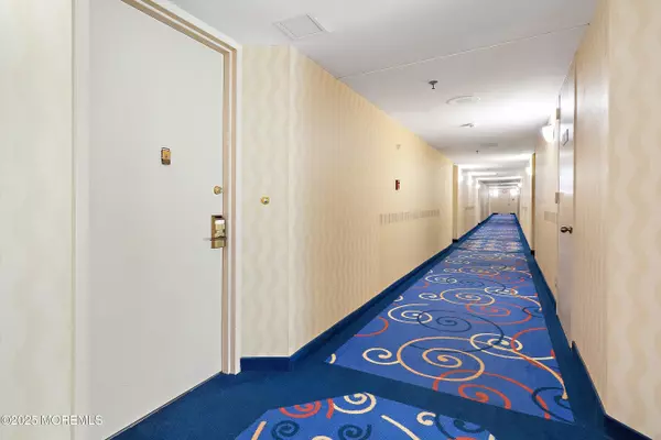 Atlantic City, NJ 08401,3101 Boardwalk #1101