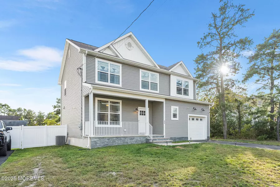 234 2nd Avenue, Toms River, NJ 08757