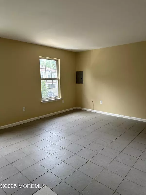 Matawan, NJ 07747,13 Fountain Avenue #A