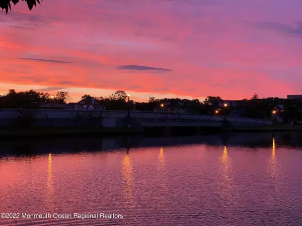 Asbury Park, NJ 07712,415 Sunset Avenue #2