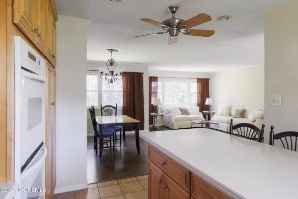 Hazlet, NJ 07730,17 Cavan Lane