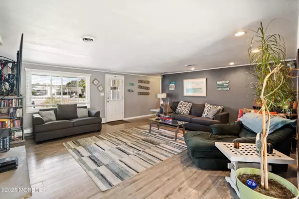 Waretown, NJ 08758,14 Hawkins Way