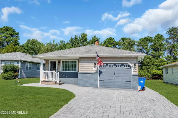 Toms River, NJ 08757,836 Jamaica Boulevard