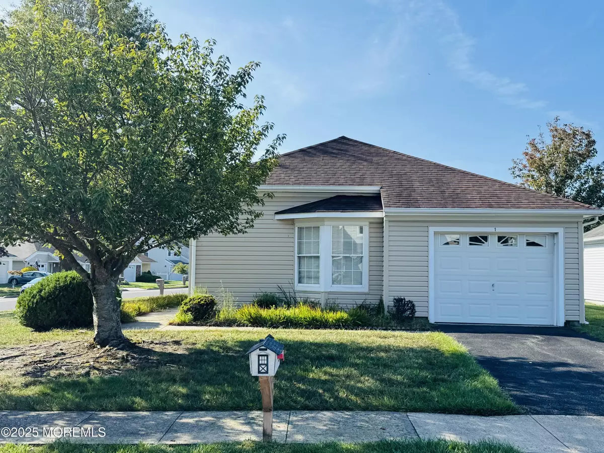 Barnegat, NJ 08005,1 Poplar Court