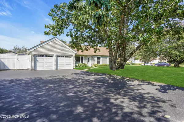 Toms River, NJ 08753,912 New Jersey Avenue