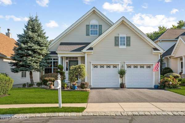 58 Freesia Court, Holmdel, NJ 07733