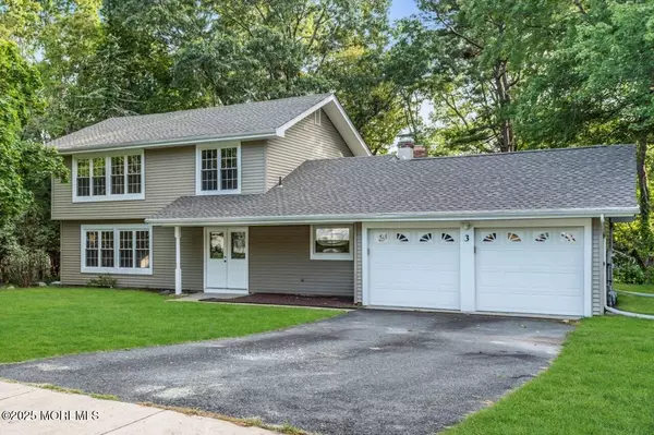 Jackson, NJ 08527,3 Chelsea Road