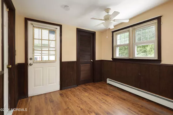 Aberdeen, NJ 07747,23 Mathiasen Place