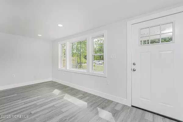 Spotswood, NJ 08884,20 Daniel Road