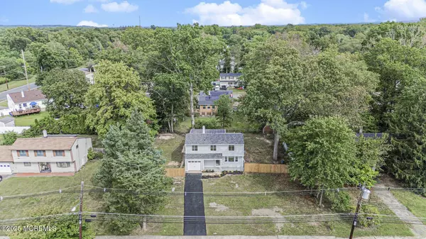 Spotswood, NJ 08884,20 Daniel Road