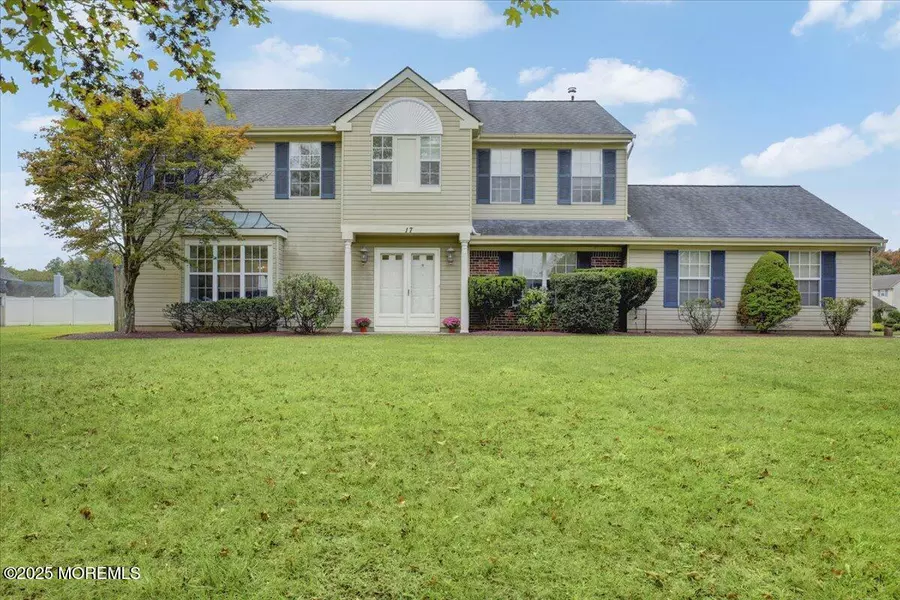 17 Winfield Drive, Manalapan, NJ 07726