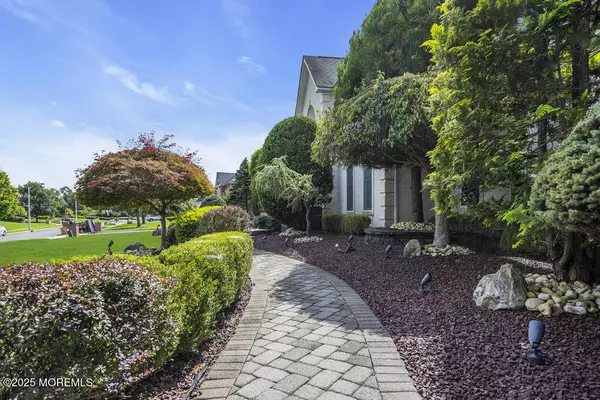 Freehold, NJ 07728,5 Green Springs Way