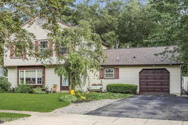 Toms River, NJ 08755,511 Leawood Avenue