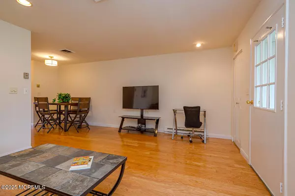 Lakewood, NJ 08701,1278 Argyll Circle