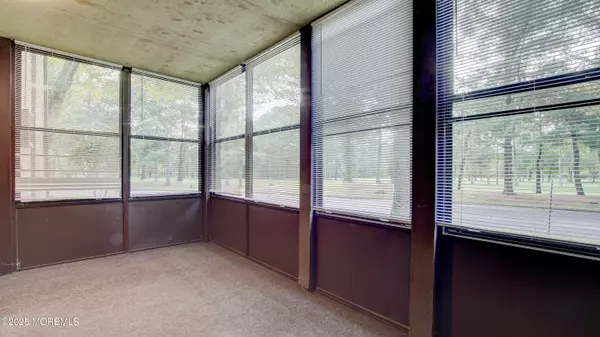 Manalapan, NJ 07726,138 Amberly Drive #F